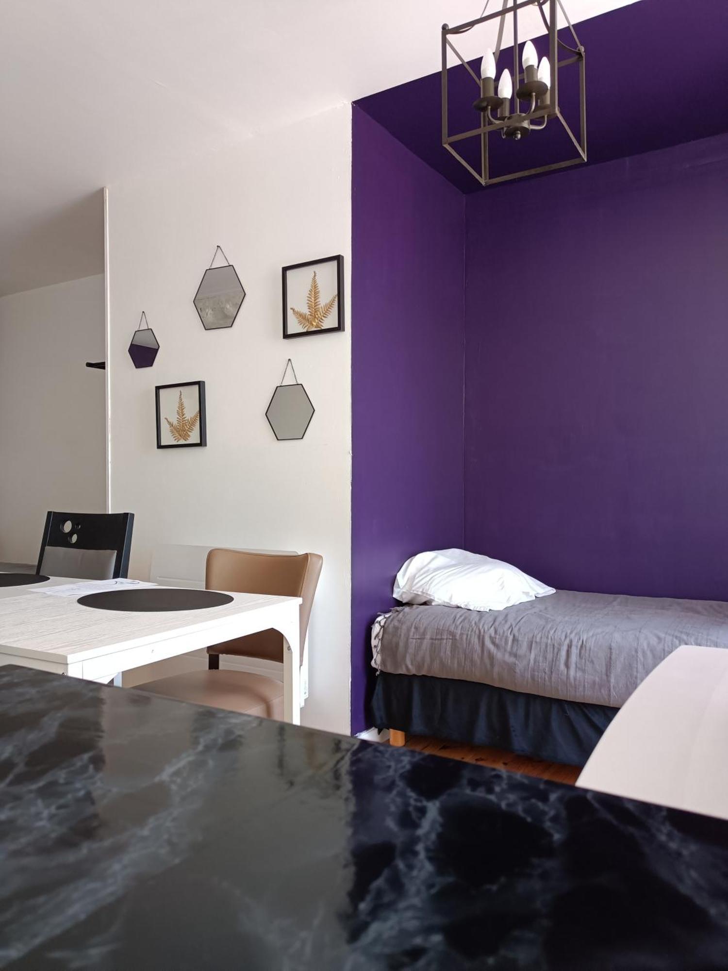 Les 2 Tours Hotel Chenay  Luaran gambar