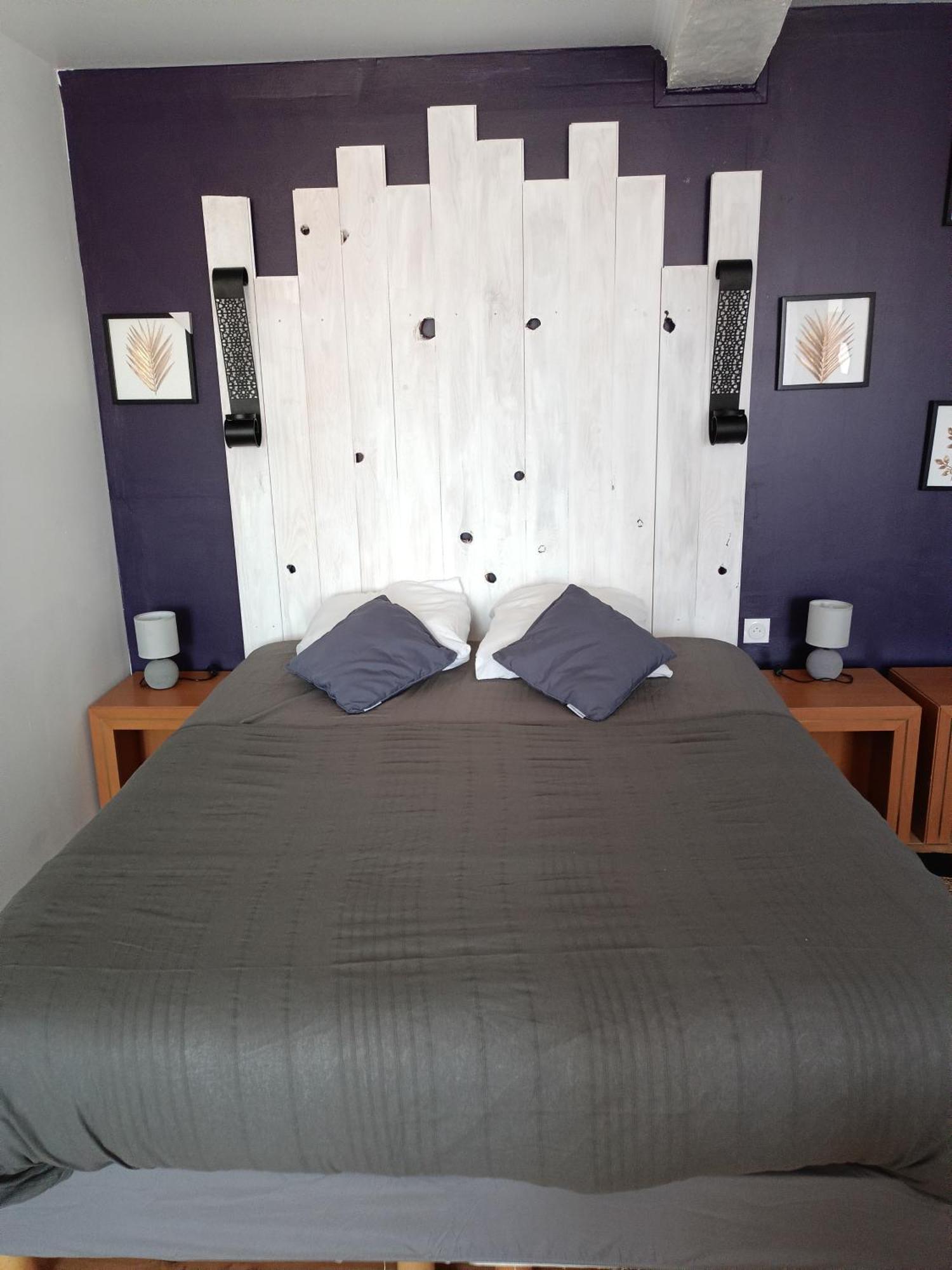 Les 2 Tours Hotel Chenay  Luaran gambar